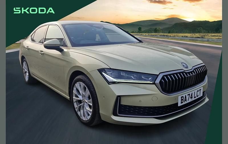 Used Skoda Superb SE L 147 HP (108 kW) 2024 Yellow Hatchback