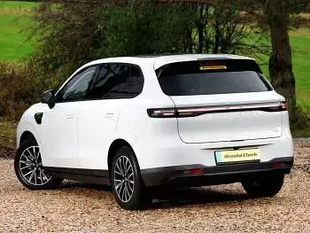 New Leapmotor B10 160 kW (218 HP) 2026 Solid  light white SUV