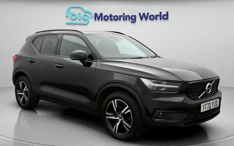 Used Volvo XC40 R-Design 163 HP (119 kW) 2020 SUV