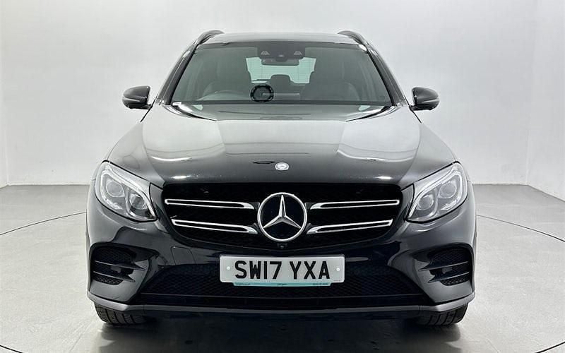 Used Mercedes GLC250 AMG line 204 HP (150 kW) 2017 Black Estate