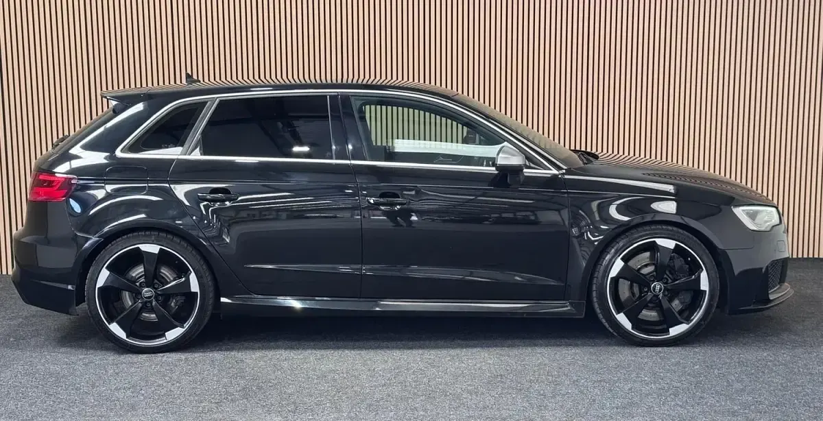 Used Audi RS3 Comfort 2016 Black Sedan