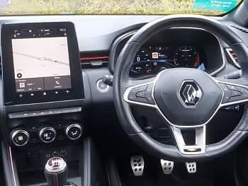 Used Renault Clio V RS Line 90 HP (66 kW) 2023 Black Hatchback