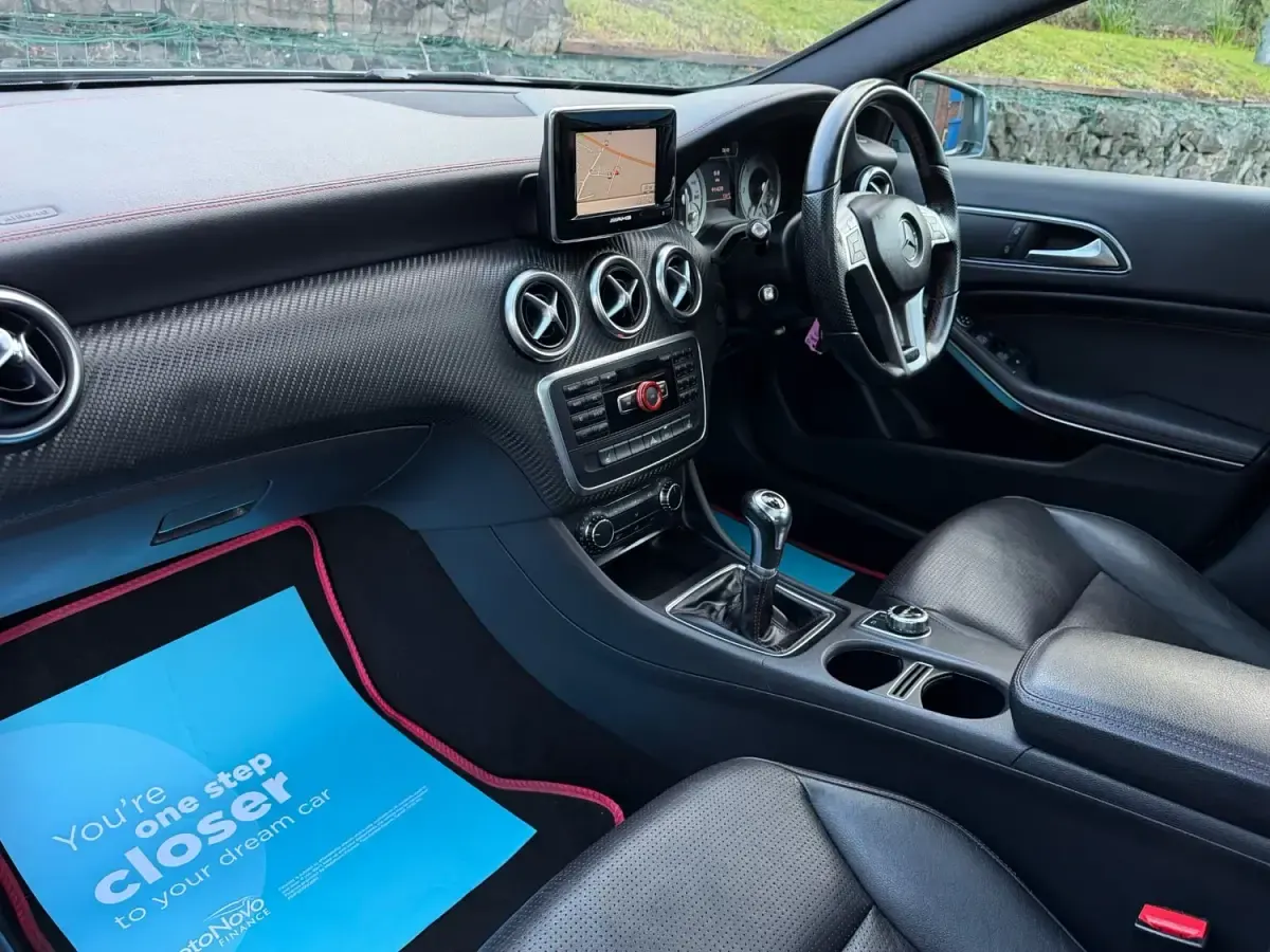 Used Mercedes A200 AMG 2013 Universe blue metallic Hatchback