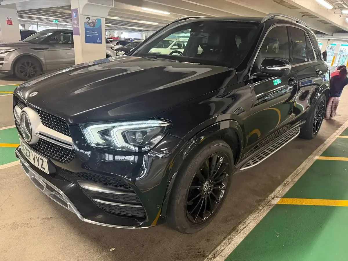 Used Mercedes GLE400 AMG line 2022 Black Estate