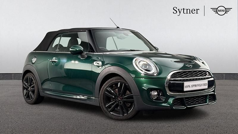 Green Used 2018 Mini Cooper S Hatchback | £16,750 (Fair price) - Image 1/4