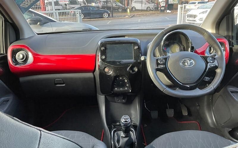 Used Toyota Aygo X-clusiv 72 HP (52 kW) 2021 Hatchback