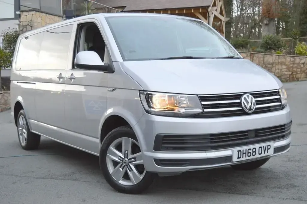 Second-hand VW Transporter SE 2018 Argintiu Van