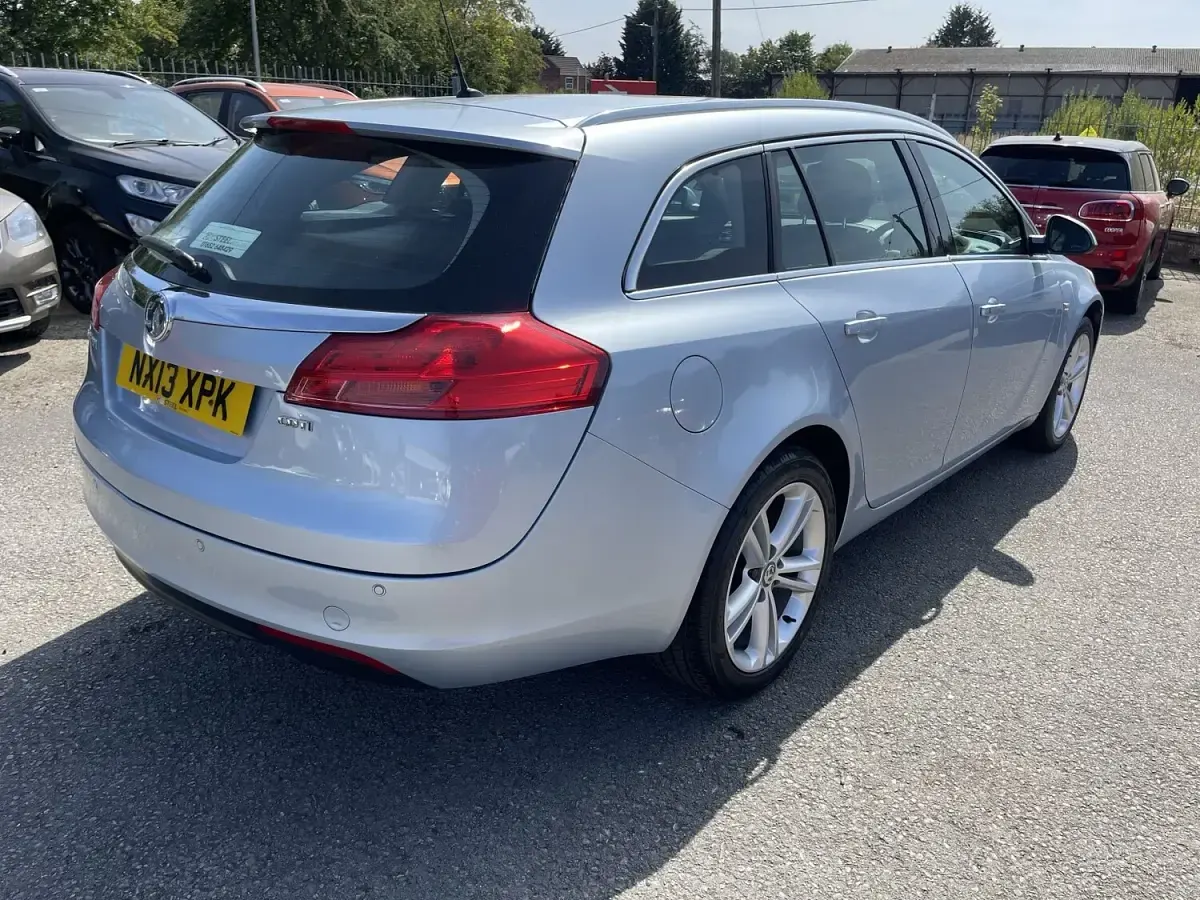 Used Vauxhall Insignia 2013 Silver Estate