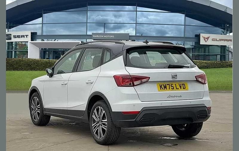 New Seat Arona SE Technology 113 HP (83 kW) 2025 White SUV