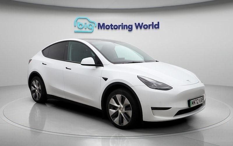 Used Tesla Model Y Long Range AWD 286 kW (389 HP) 2025 SUV