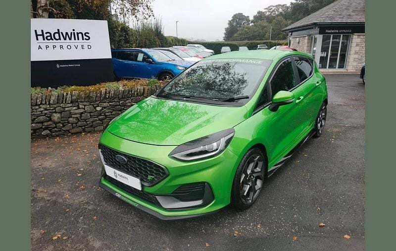 Green Used 2022 Ford Fiesta ST Hatchback | £16,295 (Fair price) - Image 1/4