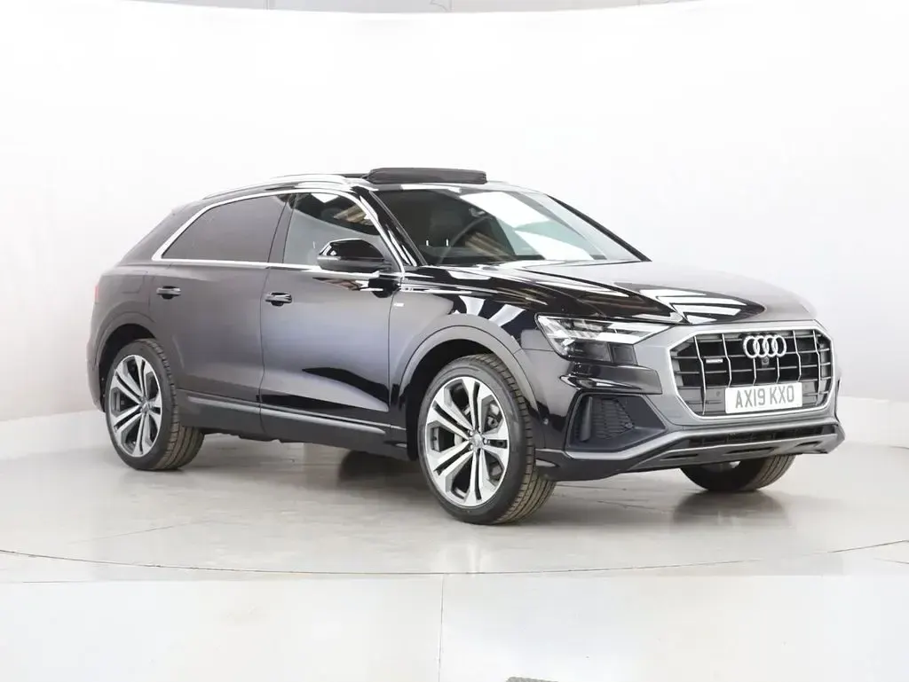 Used Audi Q8 S-Line 286 HP (210 kW) 2019 Black SUV