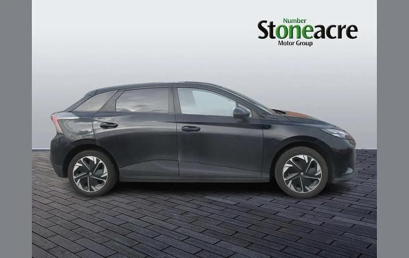 Used MG MG4 EV SE 125 kW (170 HP) 2022 Black Hatchback