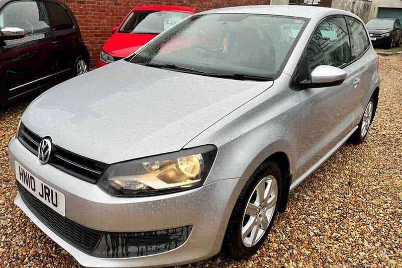Silver Used 2010 VW Polo SE Hatchback | £2,995 (Good price) - Image 1/1