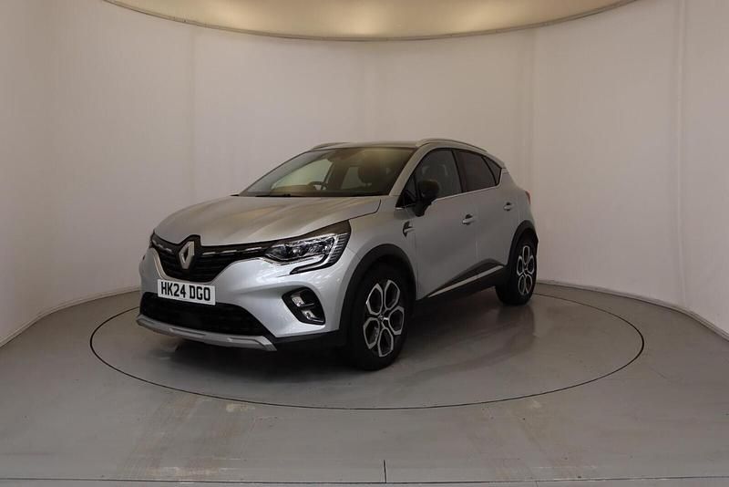 Używany Renault Captur Techno 89 KM (65 kW) 2024 Szary SUV