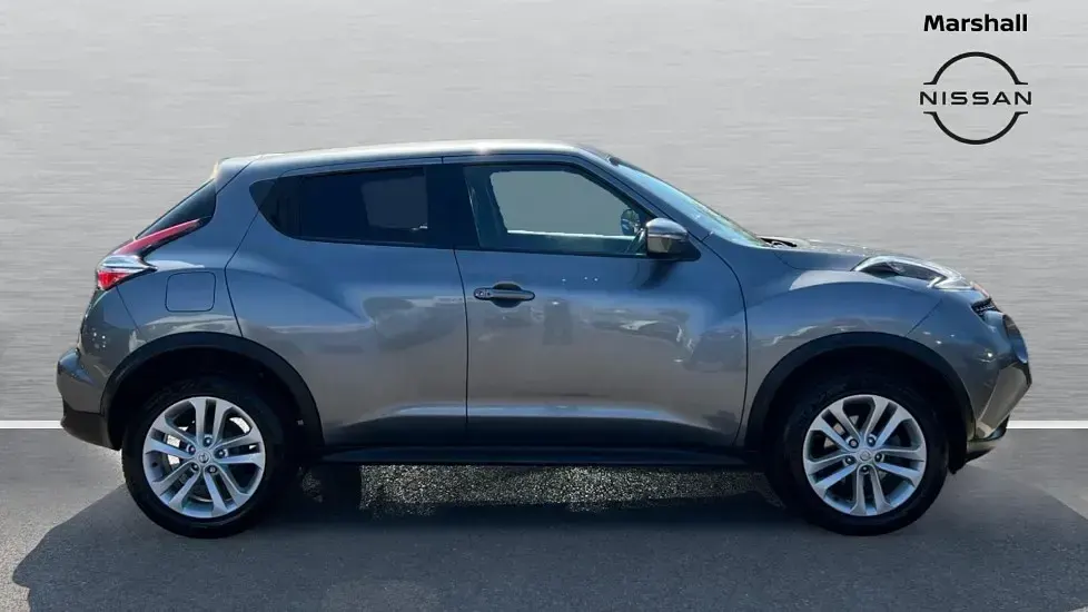 Used Nissan Juke N-Connecta 115 HP (84 kW) 2018 Grey SUV