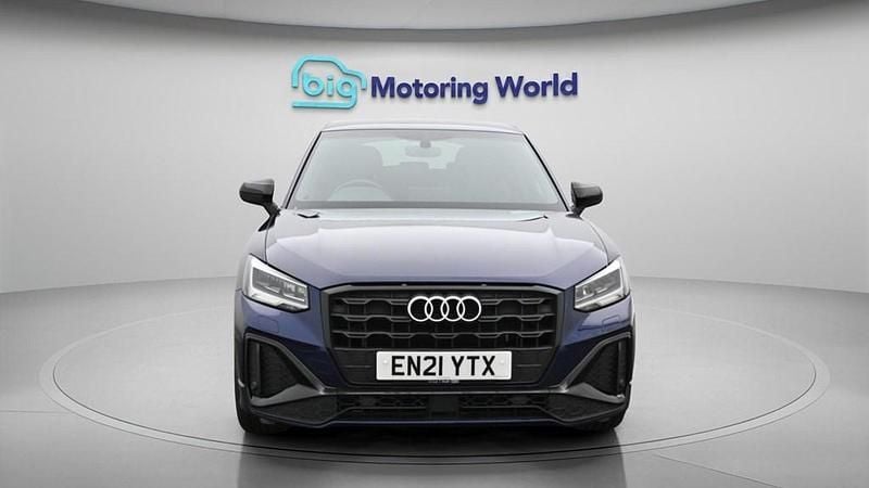 Used Audi Q2 Black Edition 150 HP (110 kW) 2021 Blue SUV