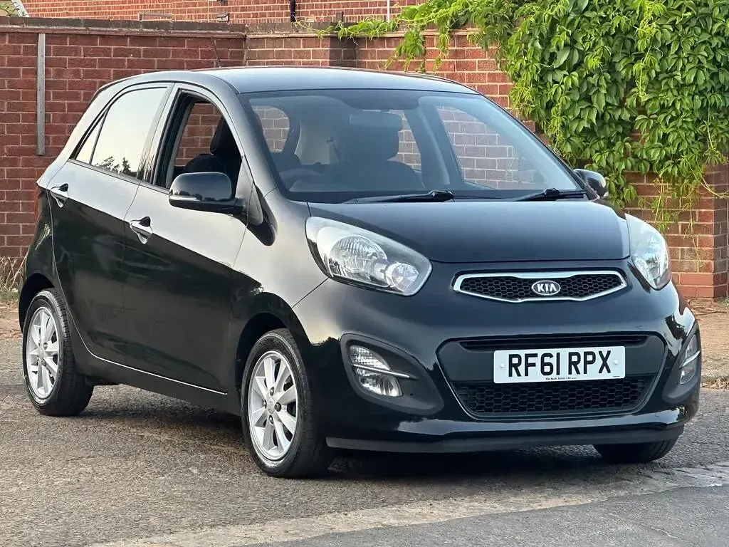 Used Kia Picanto 85 HP (62 kW) 2011 Black Hatchback
