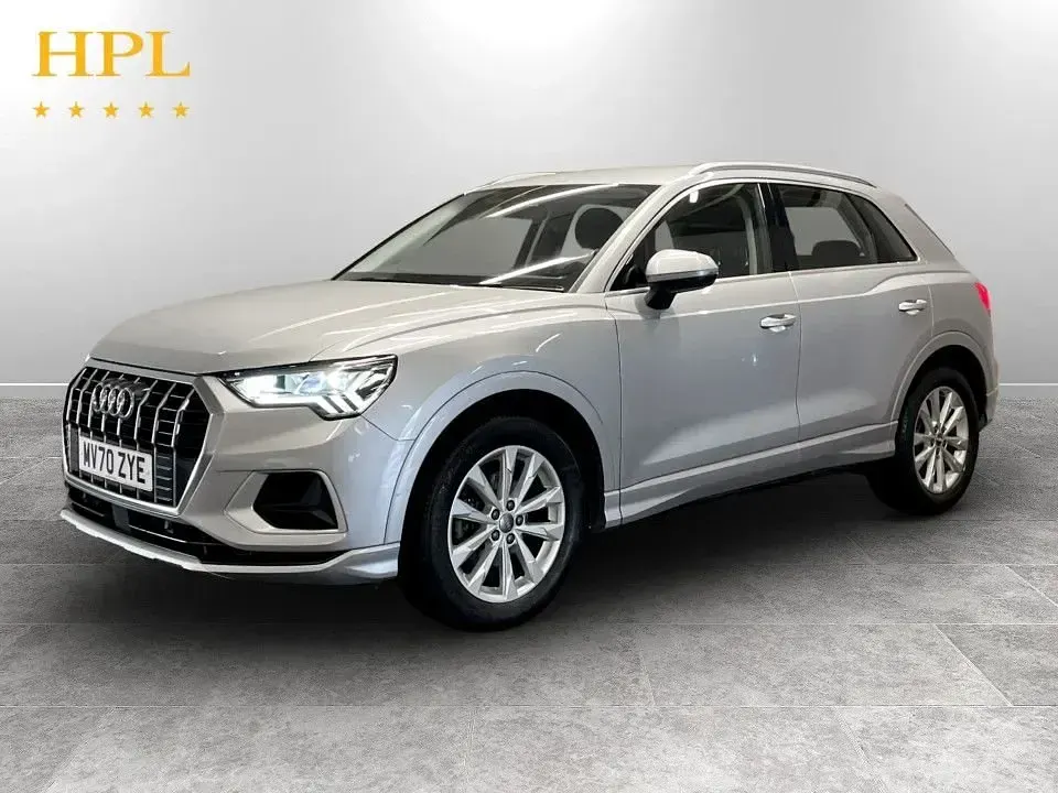 Begagnad Audi Q3 Sport 150 HK (110 kW) 2020 Silver SUV