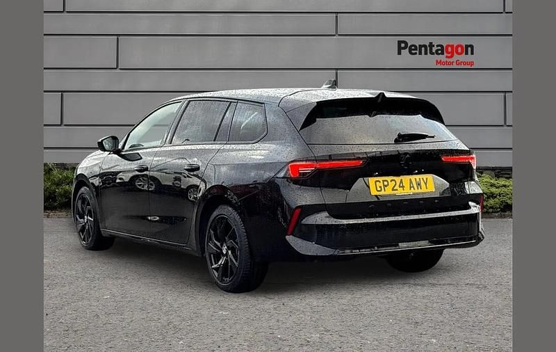 Used Vauxhall Astra 130 HP (95 kW) 2024 Black Estate