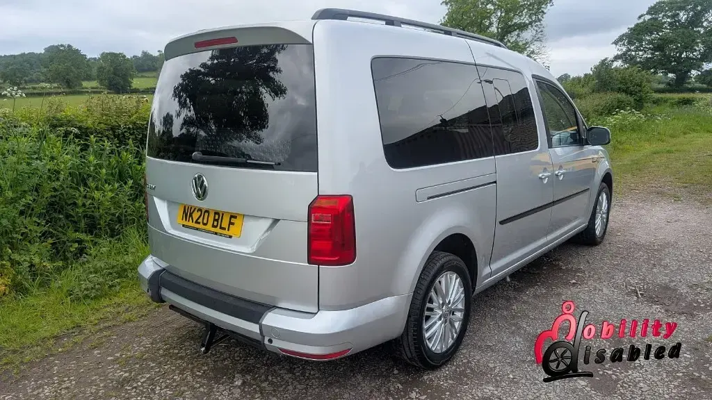 Used VW Caddy Maxi Life 122 HP (89 kW) 2020 Silver MPV