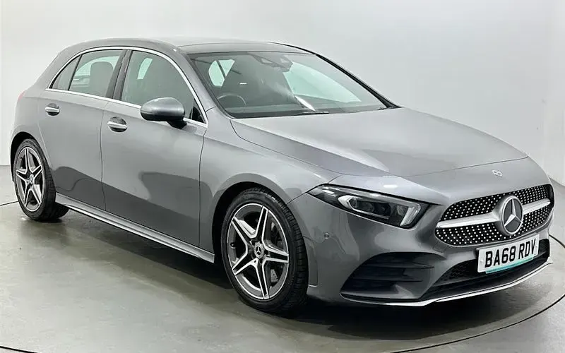Usado Mercedes A250 AMG Line Premium Plus 224 HP (164 kW) 2019 Citadino