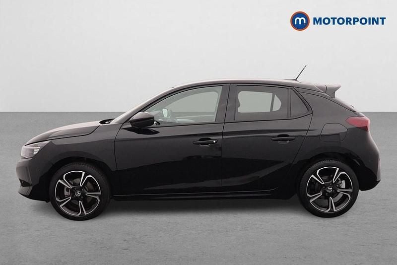 Nouă Vauxhall Corsa 101 CP (74 kW) 2025 Negru Hatchback