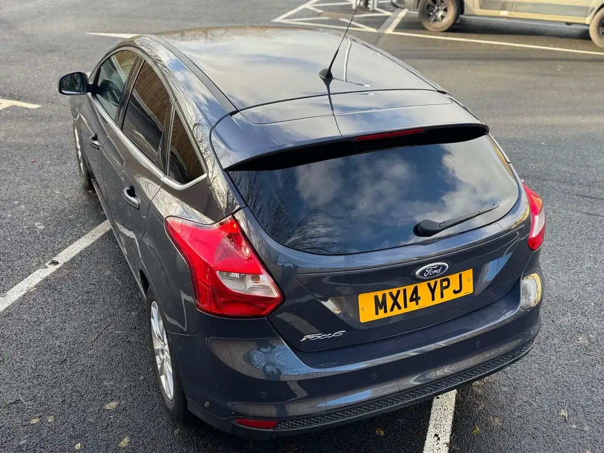 Used Ford Focus Titanium 115 HP (84 kW) 2014 Grey Hatchback