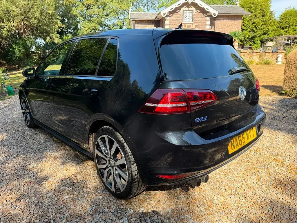 Used VW Golf VII GTE 204 HP (150 kW) 2015 Black Hatchback