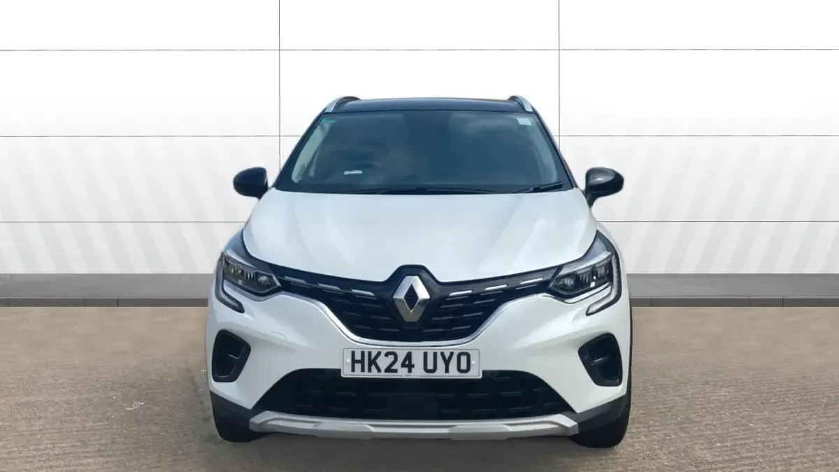 Used Renault Captur Techno 91 HP (66 kW) 2024 White/black SUV