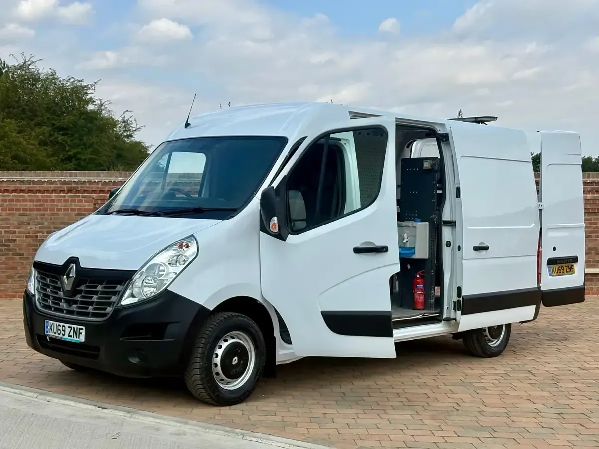 Used Renault Master 2019 White Van