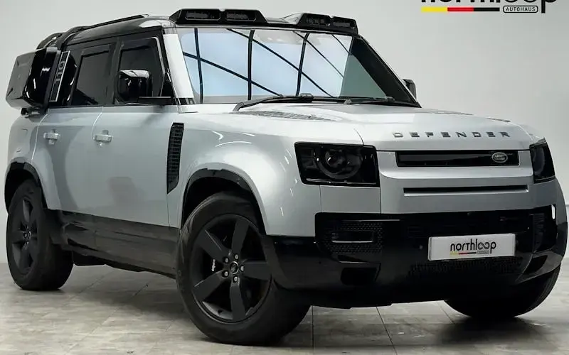 Używany Land Rover Defender HSE Dynamic 404 KM (297 kW) 2024 SUV