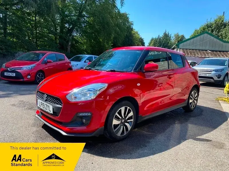 Used Suzuki Swift 90 HP (66 kW) 2019 Red Hatchback