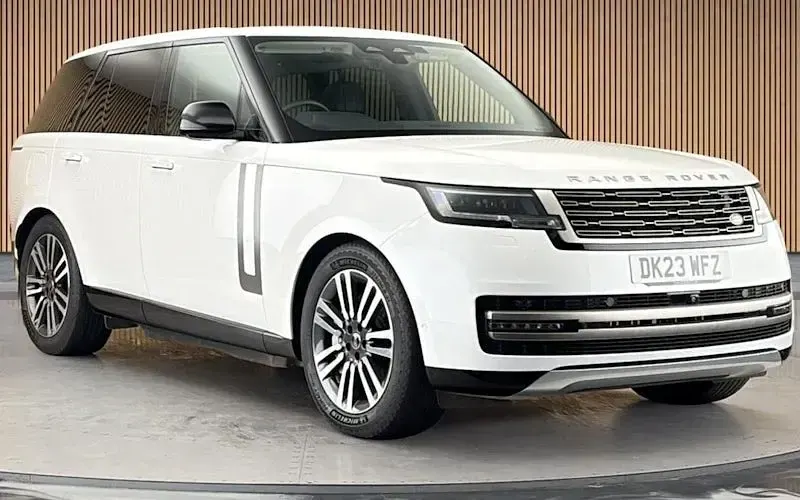 Used Land Rover Range Rover SE 441 HP (324 kW) 2023 SUV