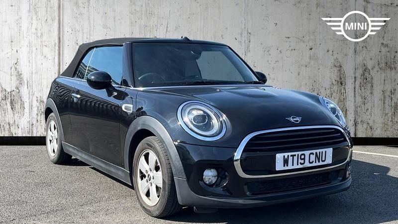 Used Mini Cooper Classic 136 HP (100 kW) 2019 Black Hatchback