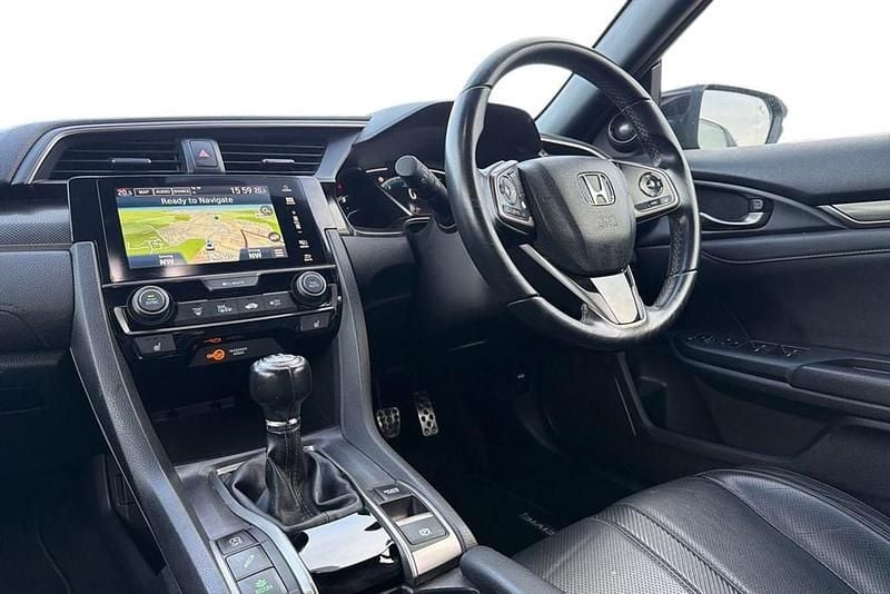 Used Honda Civic EX 120 HP (88 kW) 2019 Black Hatchback