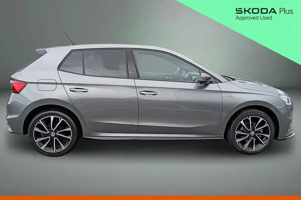 Usado Skoda Fabia Monte Carlo 85 CV (62 kW) 2024 Gris Utilitario