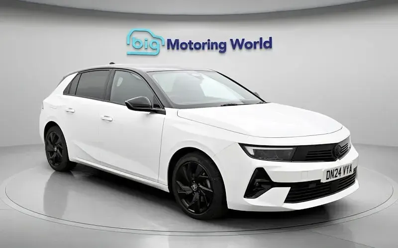 Usado Vauxhall Astra 131 CV (96 kW) 2026 Utilitario