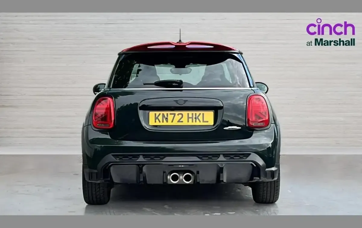 Usado Mini John Cooper Works 231 CV (169 kW) 2022 Verde Utilitario