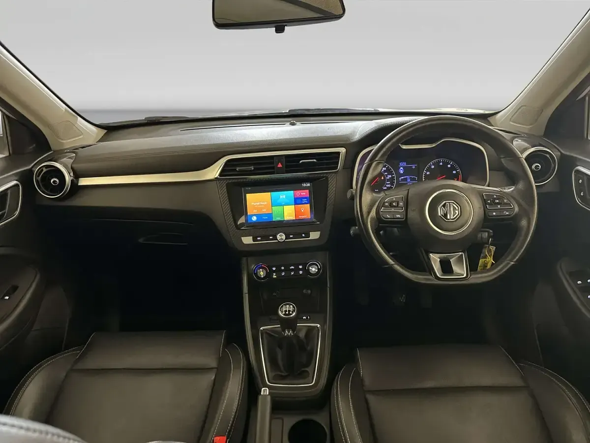 Used MG ZS Exclusive 106 HP (77 kW) 2018 Silver SUV