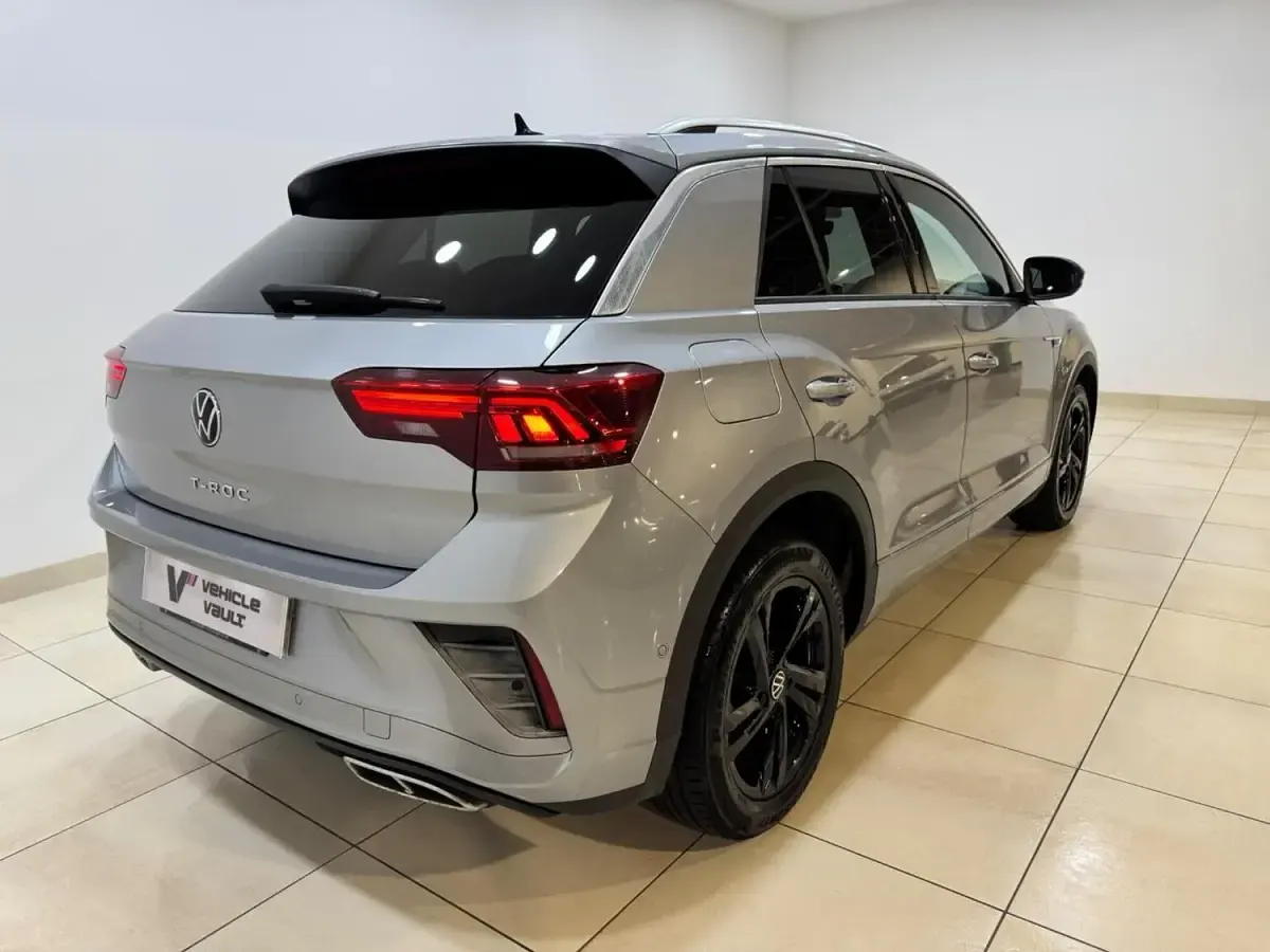 Used VW T-Roc R-line 150 HP (110 kW) 2022 Silver SUV