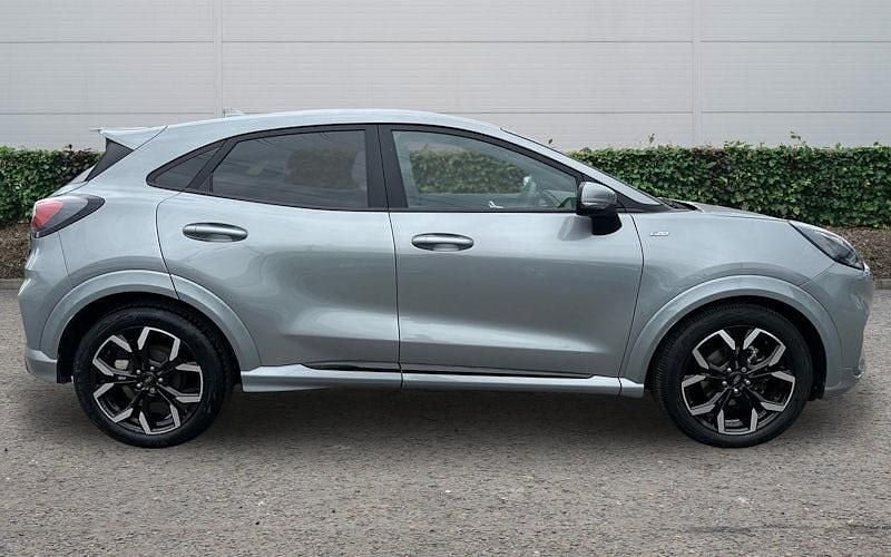 Usado Ford Puma ST-Line X 125 HP (91 kW) 2023 Prateado SUV