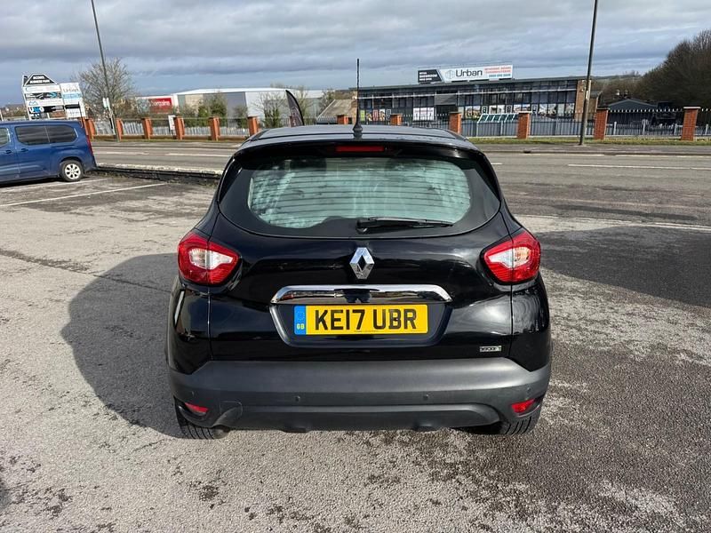 Used Renault Captur Expression+ 90 HP (66 kW) 2017 Black SUV