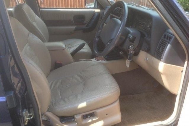 Used Jeep Cherokee 114 HP (83 kW) 2000 SUV