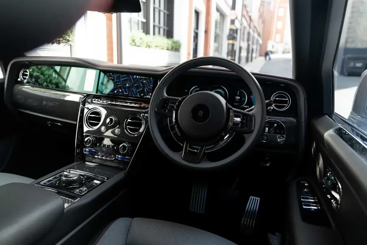 New Rolls Royce Cullinan 571 HP (419 kW) 2026 Tempest grey SUV