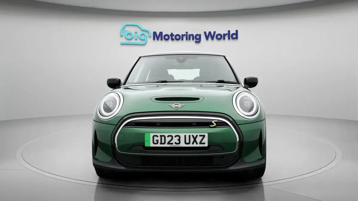 Used Mini Cooper SE Hatch 135 kW (184 HP) 2023 Hatchback