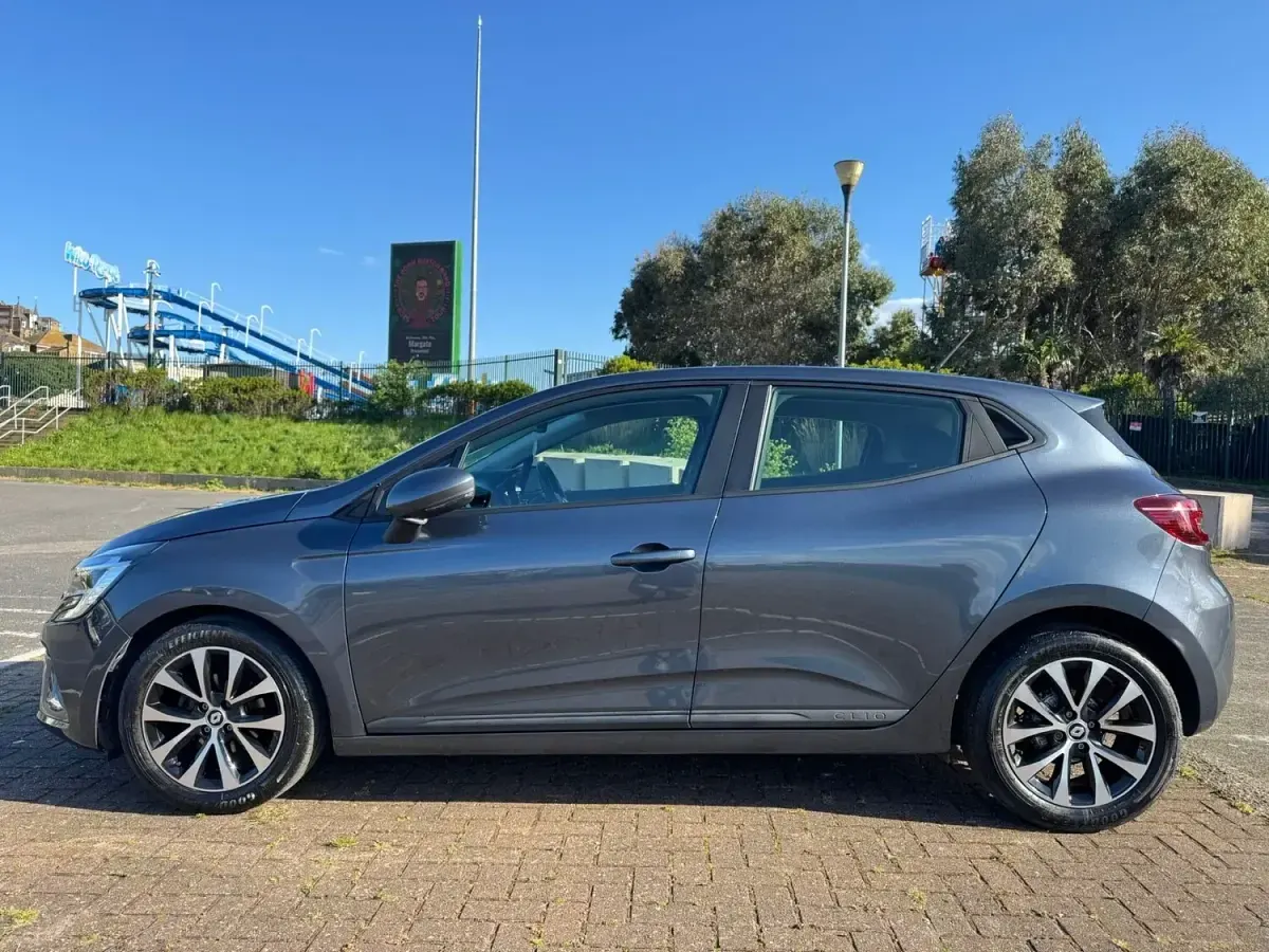 Used Renault Clio Iconic 2021 Grey Hatchback