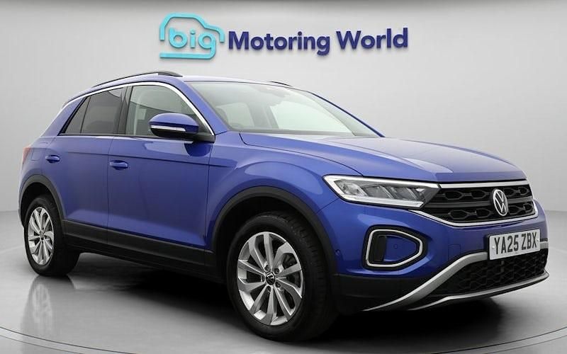 Used VW T-Roc Match 116 HP (85 kW) 2025 Blue SUV