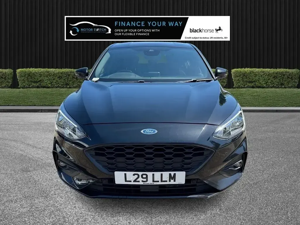 Used Ford Focus ST-Line 125 HP (91 kW) 2019 Black Hatchback