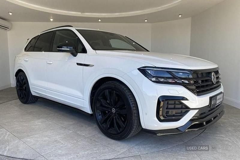 White Used 2022 VW Touareg Black Edition SUV | £44,350 (Fair price) - Image 1/1